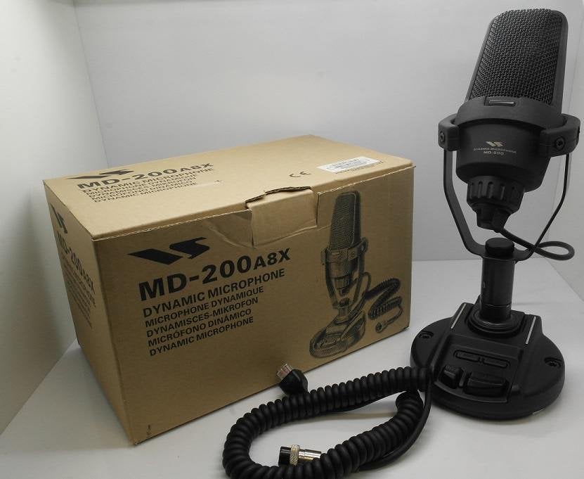 YAESU MD-200A8X Masa Mikrofonu