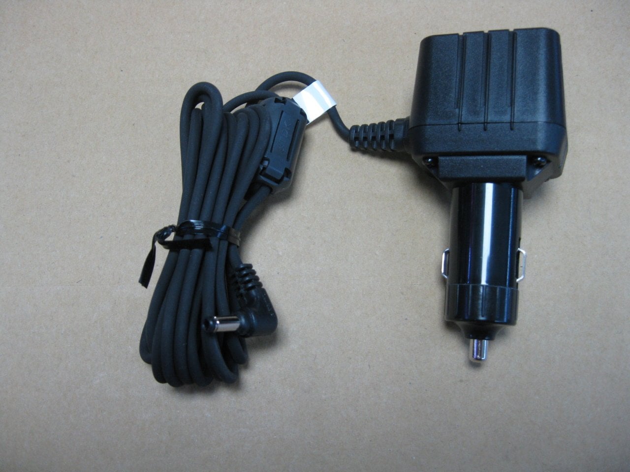 Yaesu E-DC-5B DC Güç ve Şarj kablosu